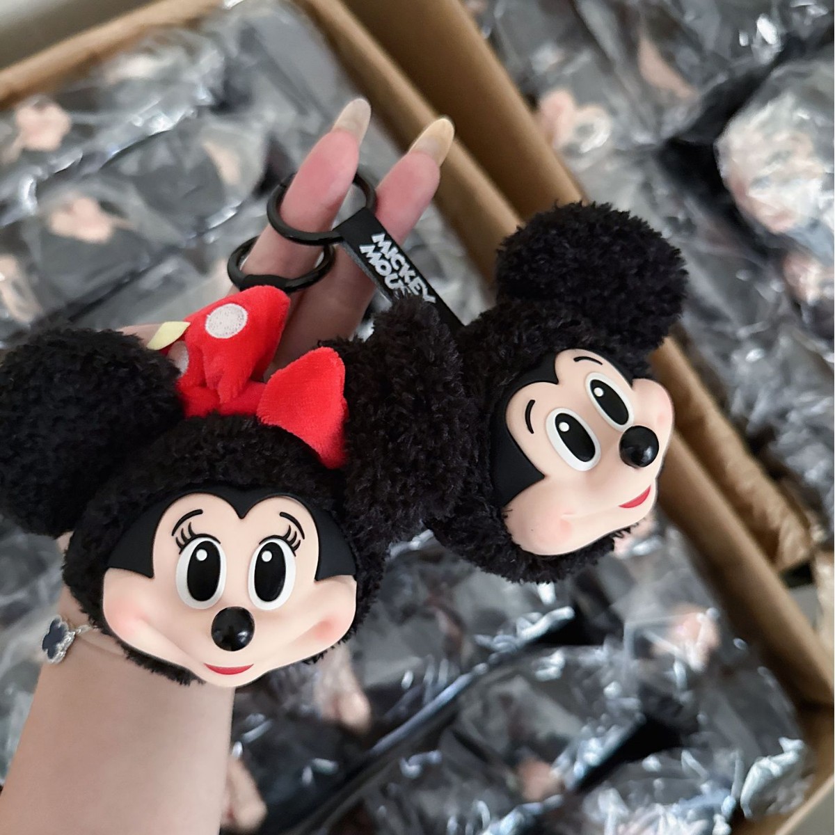 Portachiavi con bambola di pel - Kids Toys Young recensione e prezzo